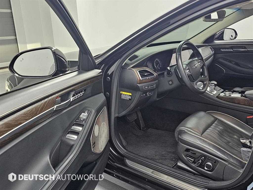 Genesis G90 - Vista 11