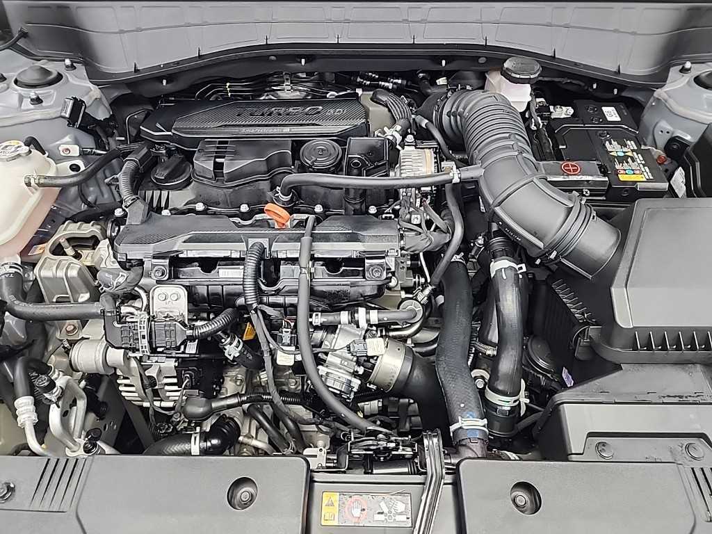 HYUNDAI Kona - Vista 5