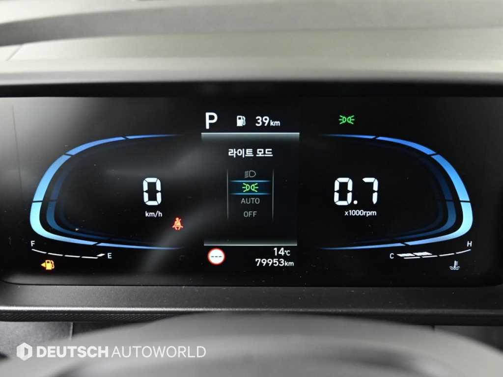 HYUNDAI Casper - Vista 8