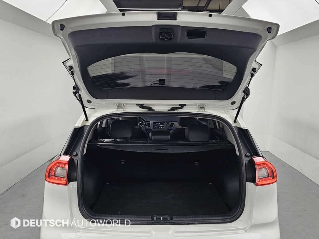 KIA Niro 2018 Blanco - Importación desde Corea - HF Imports Iquique - Foto 19