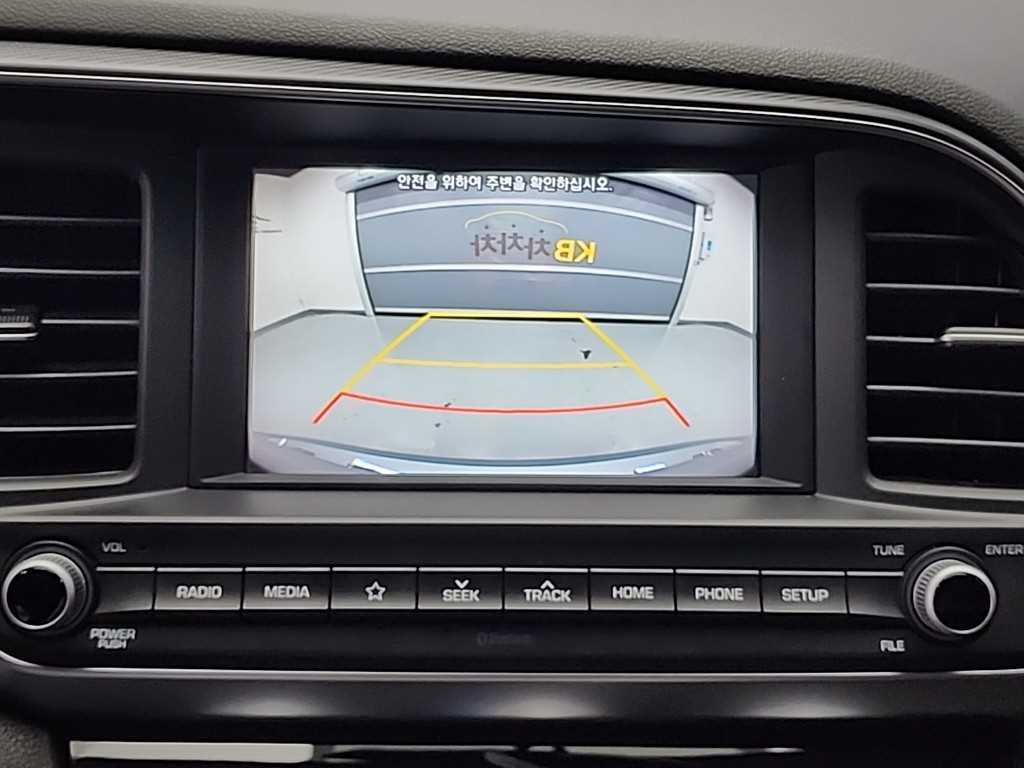 HYUNDAI Avante 2020 Plateado - Importación desde Corea - HF Imports Iquique - Foto 13