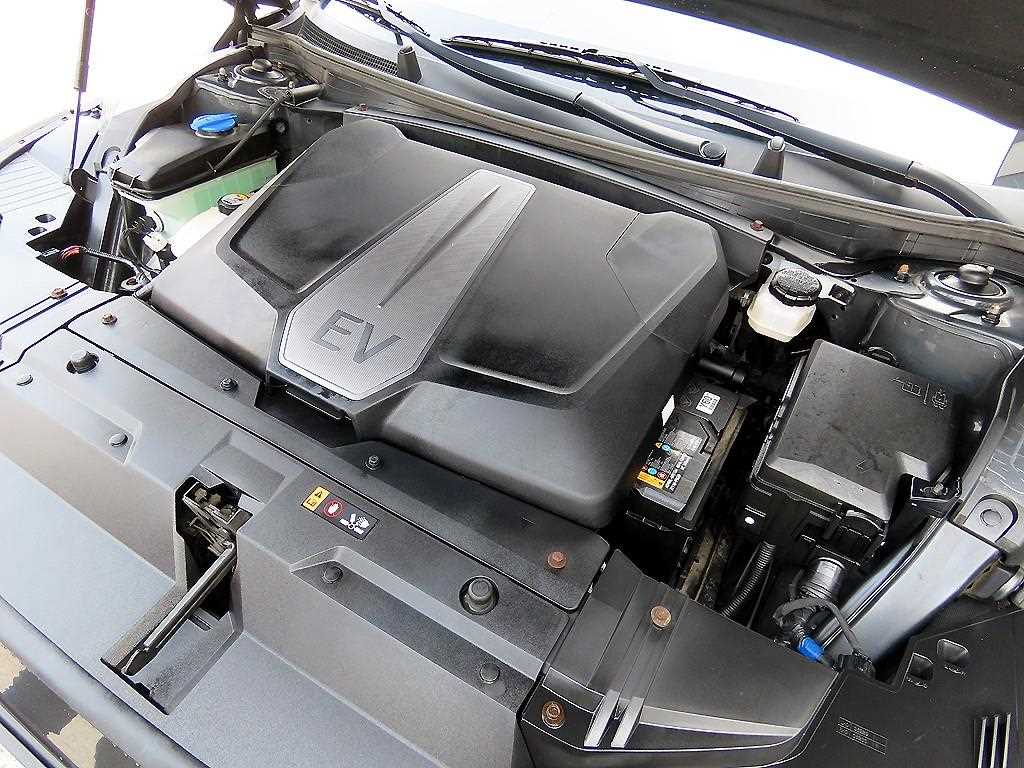 KIA EV6 2022 Gris - Importación desde Corea - HF Imports Iquique - Foto 19