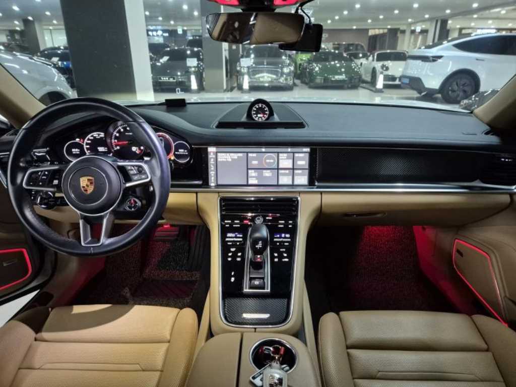 Porsche Panamera - Vista 7