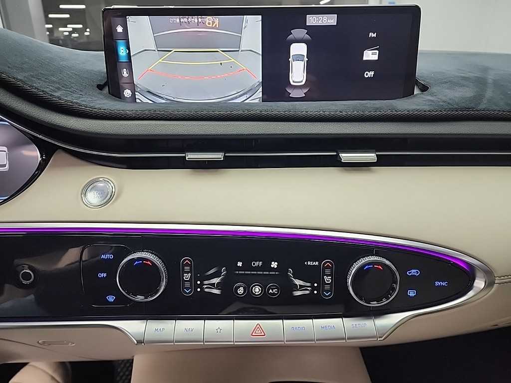 Genesis GV70 - Vista 10