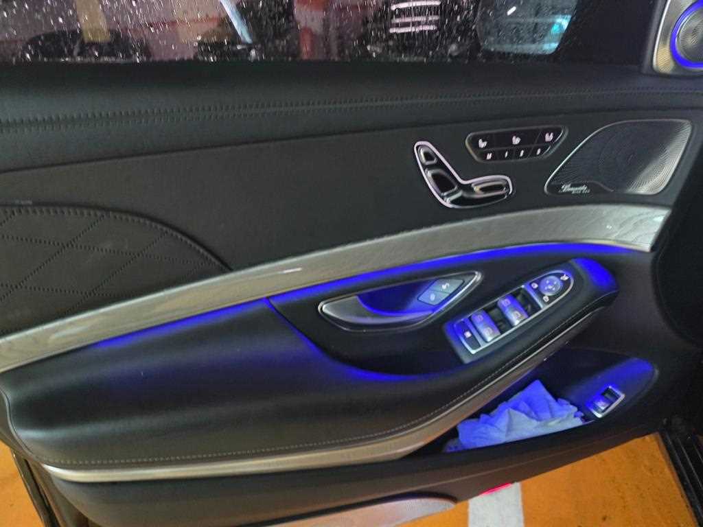 Mercedes Benz S Class - Vista 6