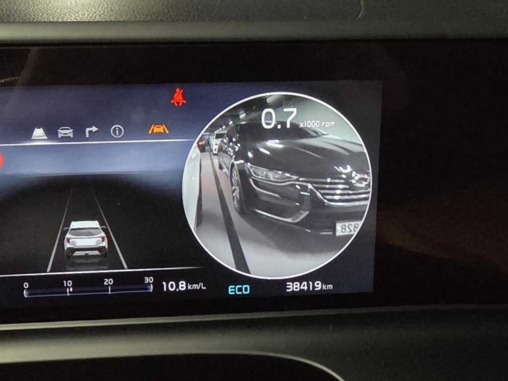 KIA Seltos - Vista 10