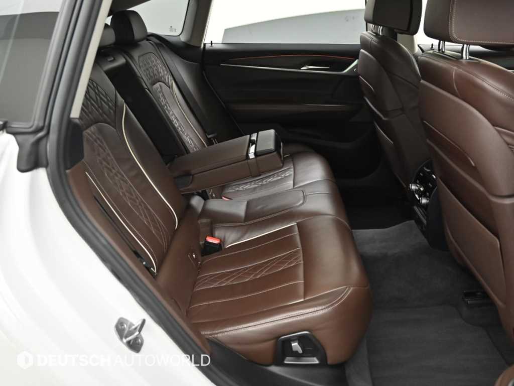 BMW Gran Turismo - Vista 12