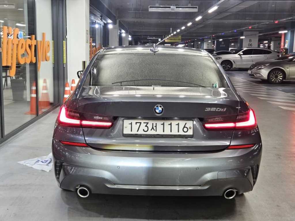 BMW 3 series - Vista 4