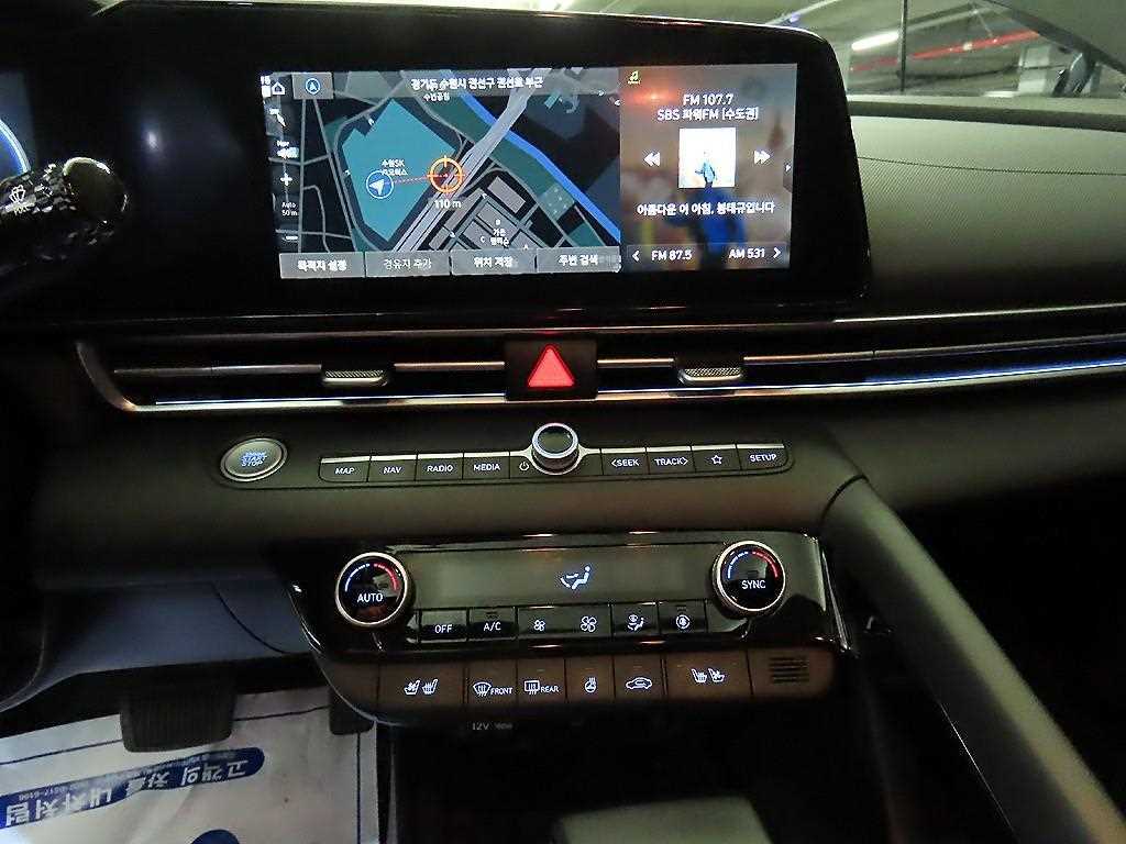 HYUNDAI Avante - Vista 11