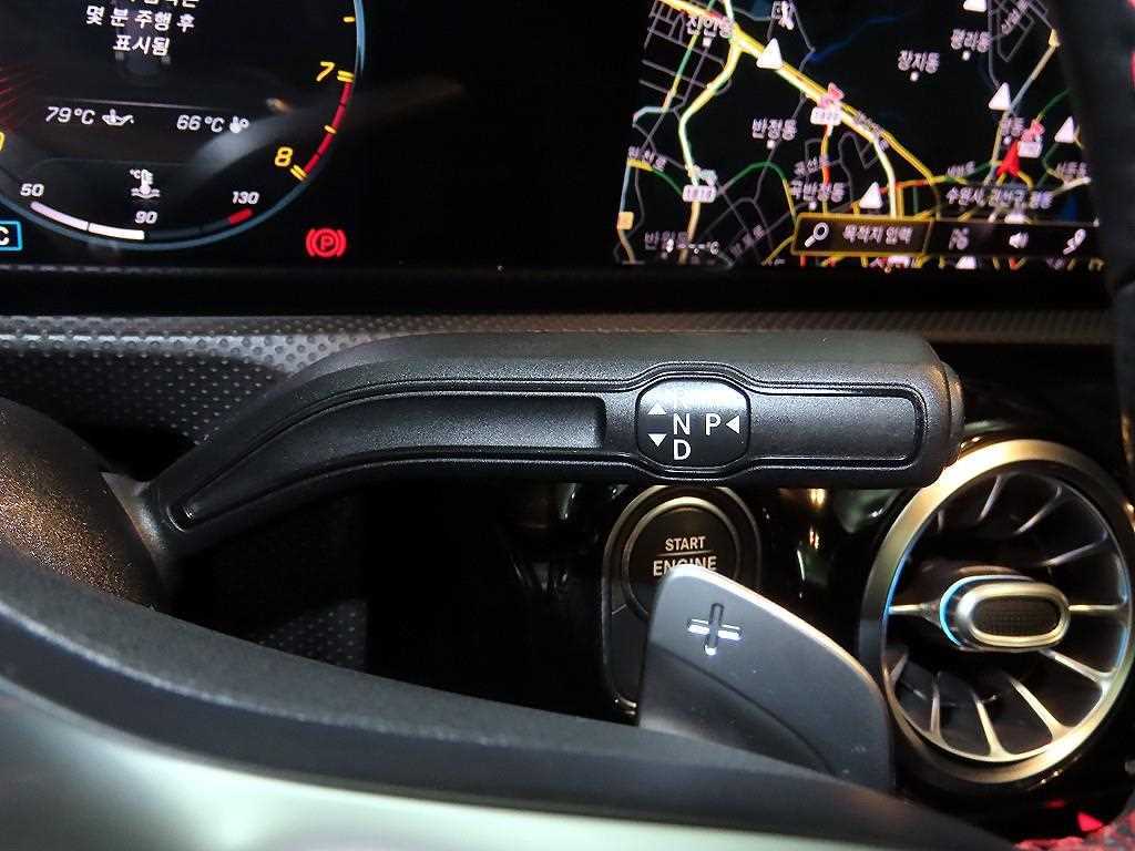 Mercedes Benz A Class - Vista 12