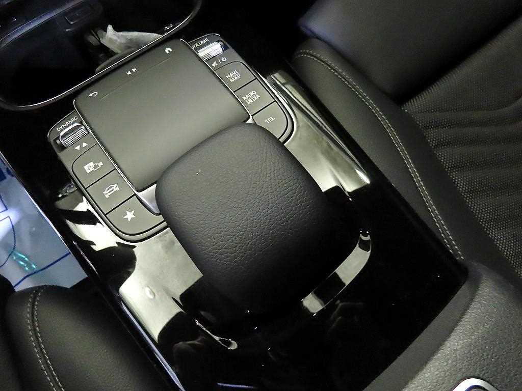 Mercedes Benz A Class 2020 Blanco - Importación desde Corea - HF Imports Iquique - Foto 14