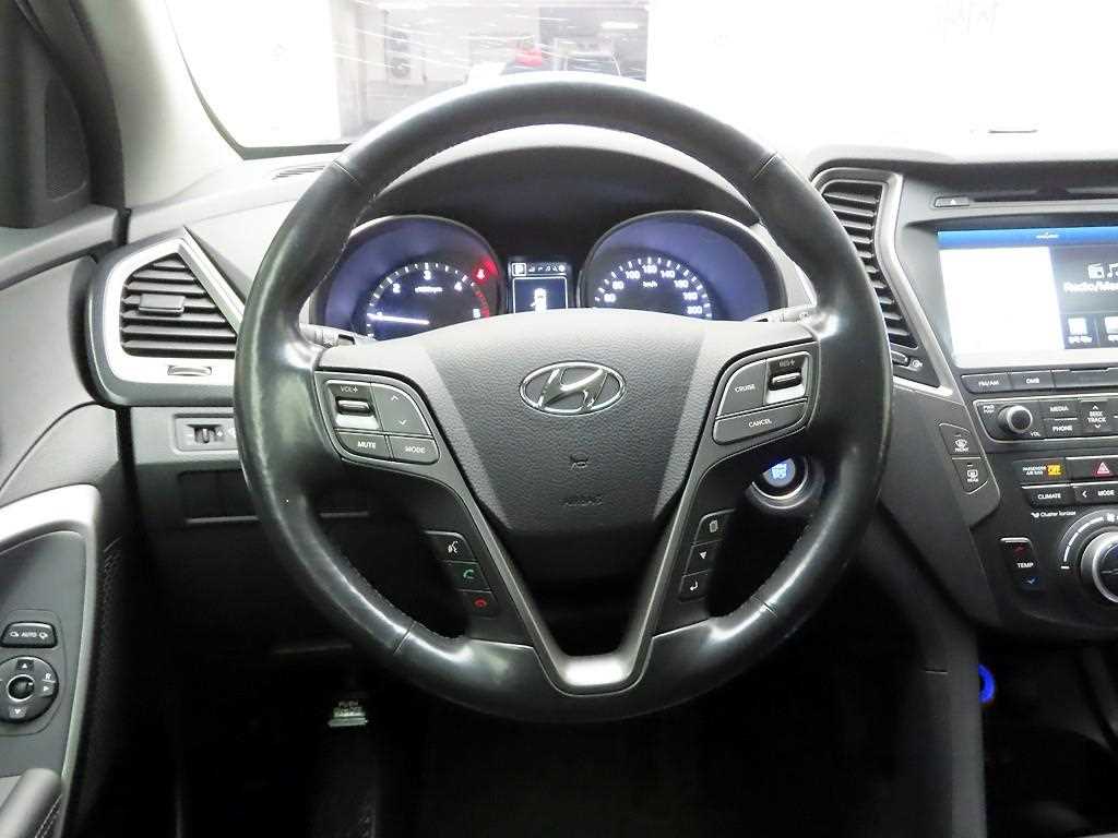 HYUNDAI Santa Fe - Vista 5