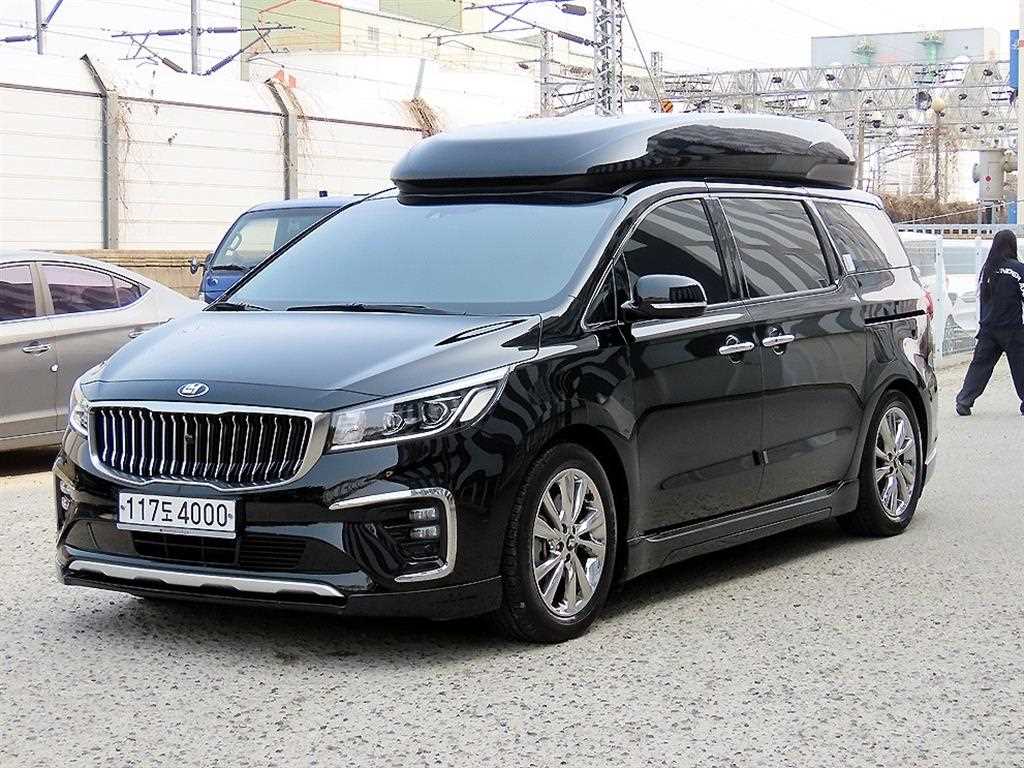 KIA Carnival - Vista 2