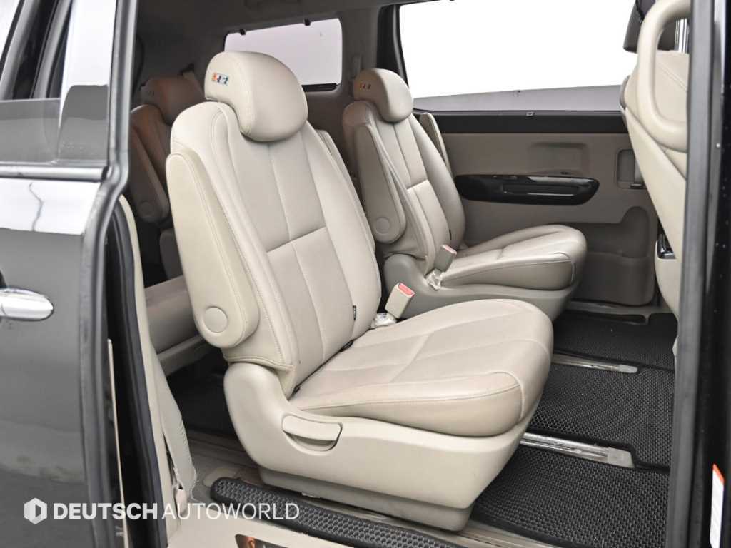 KIA Carnival 2019 Negro - Importación desde Corea - HF Imports Iquique - Foto 13