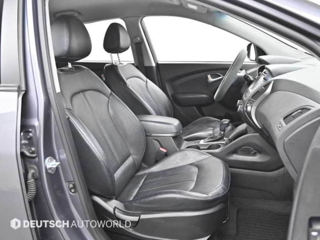 HYUNDAI Tucson - Vista 10