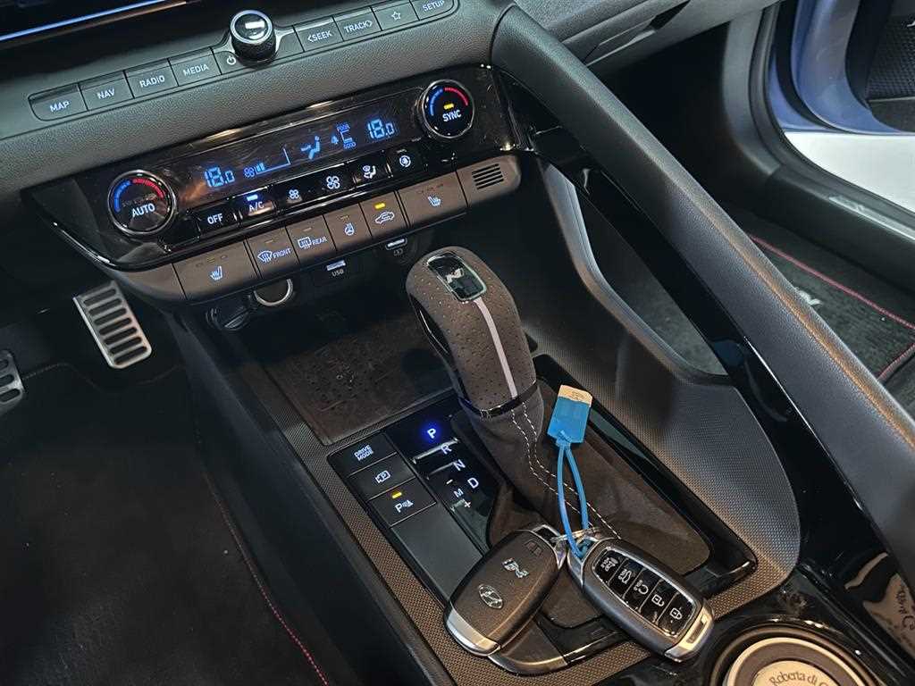 HYUNDAI Avante 2022 skyblue - Importación desde Corea - HF Imports Iquique - Foto 14