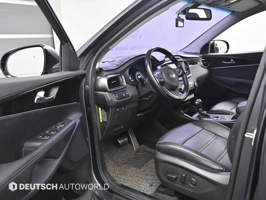 KIA Sorento - Vista 11
