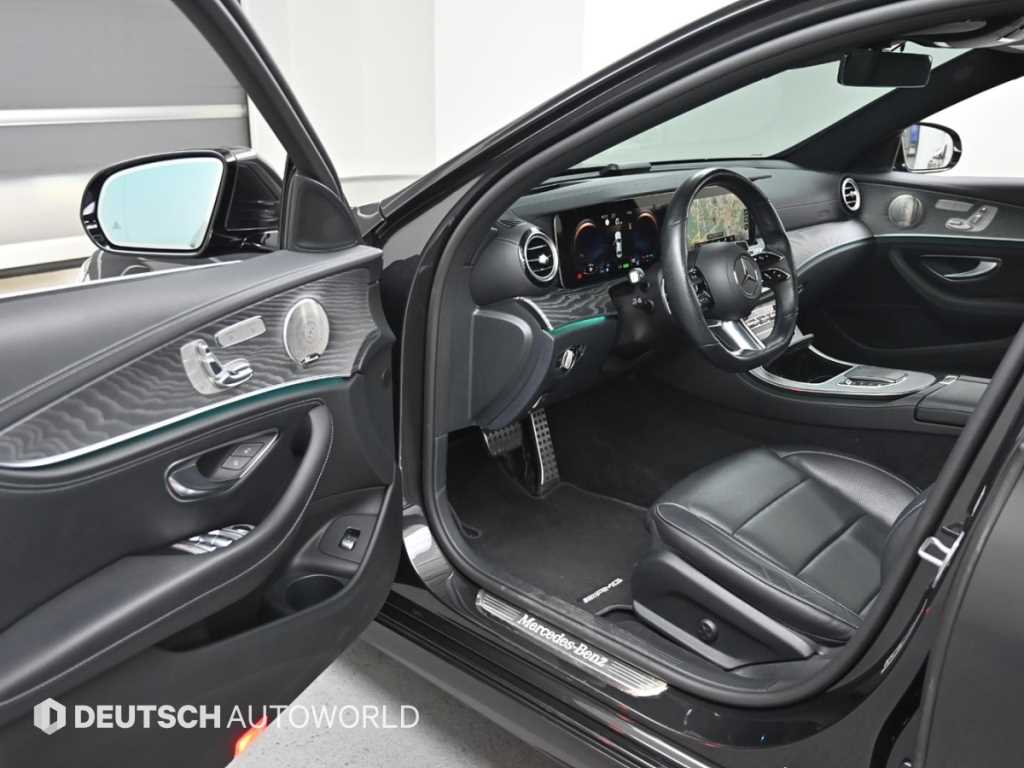 Mercedes Benz E class - Vista 11