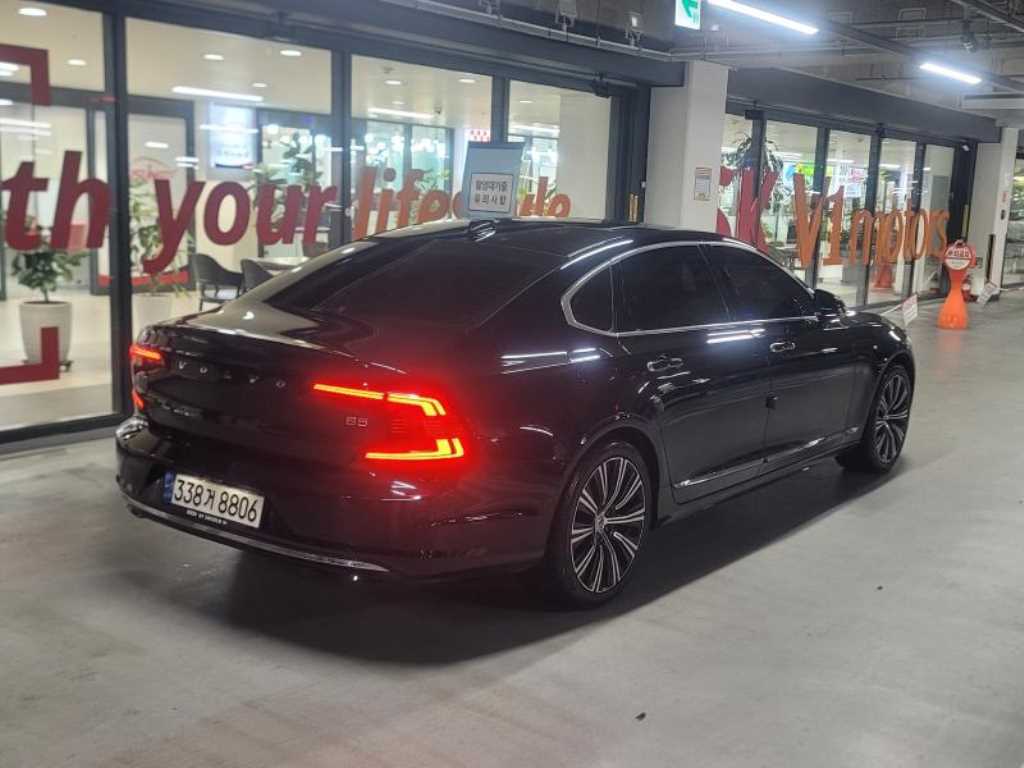 Volvo S90 - Vista 4