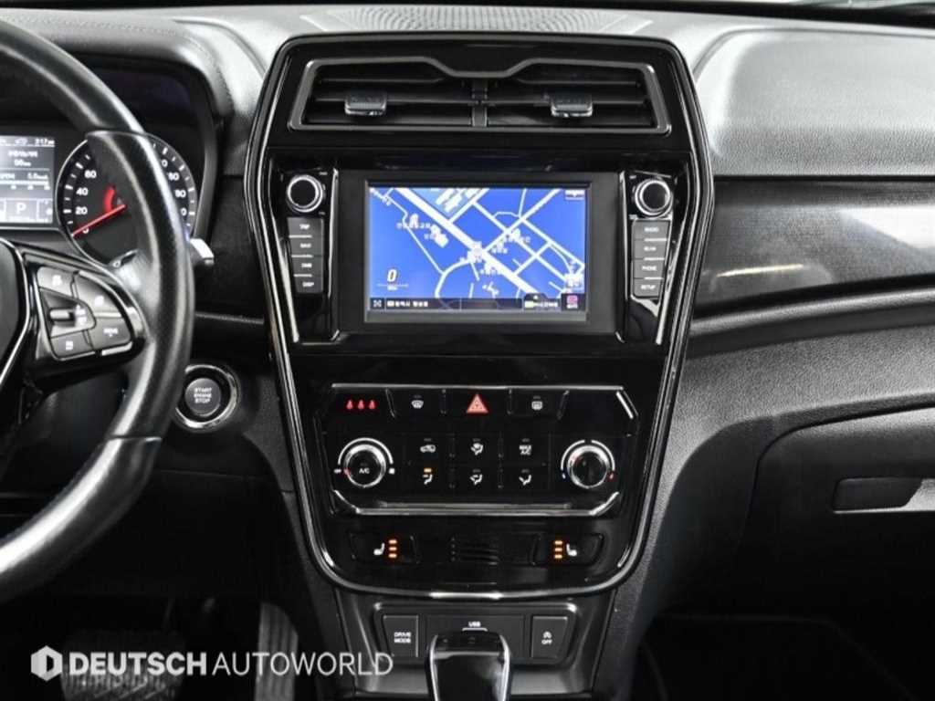 Ssangyong Tivoli 2022 Blanco - Importación desde Corea - HF Imports Iquique - Foto 14