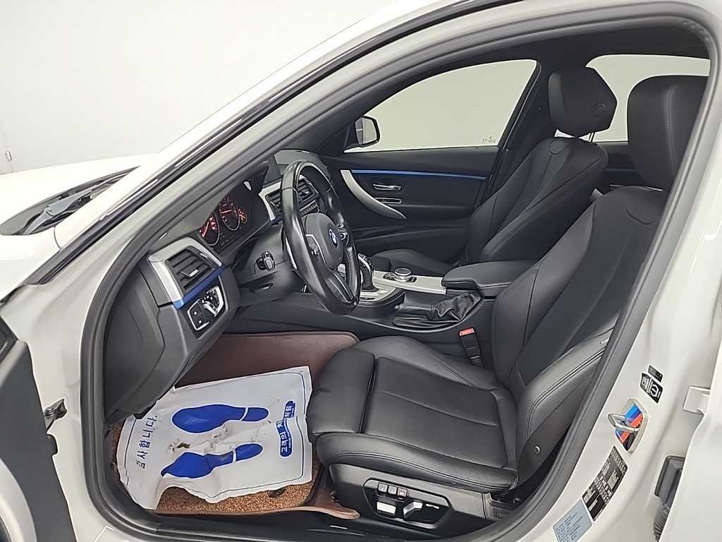 BMW 3 series - Vista 11