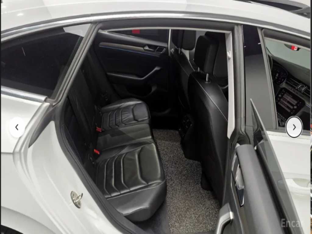 Volkswagen Arteon - Vista 12