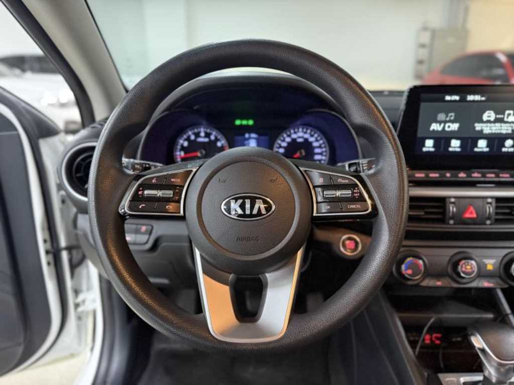 KIA K3 - Vista 9