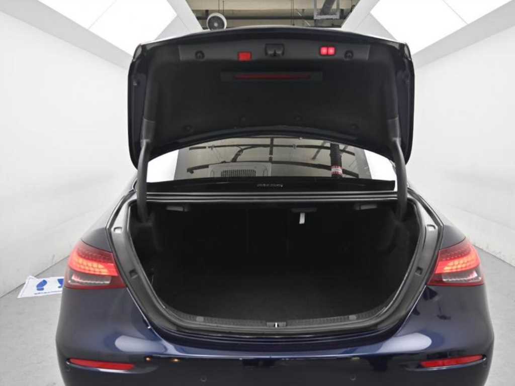 Mercedes Benz E class 2021 Azul - Importación desde Corea - HF Imports Iquique - Foto 19