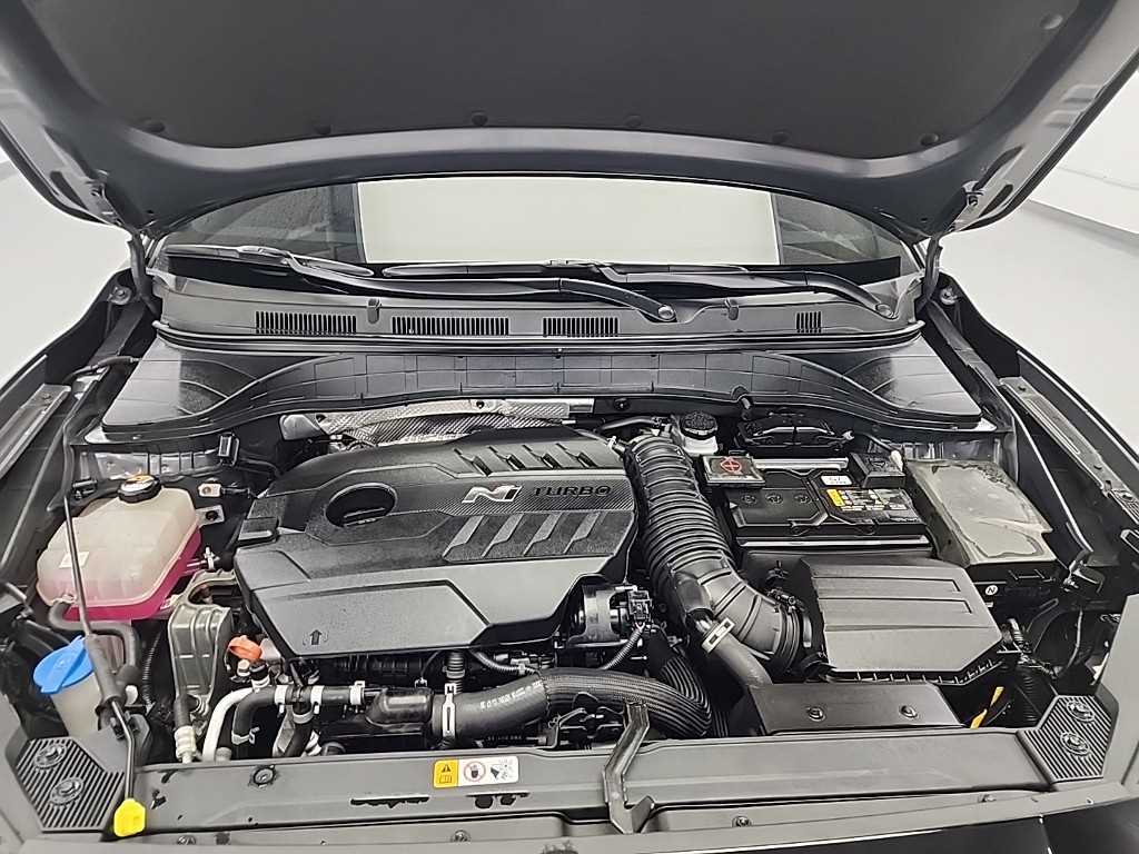 HYUNDAI Kona - Vista 5