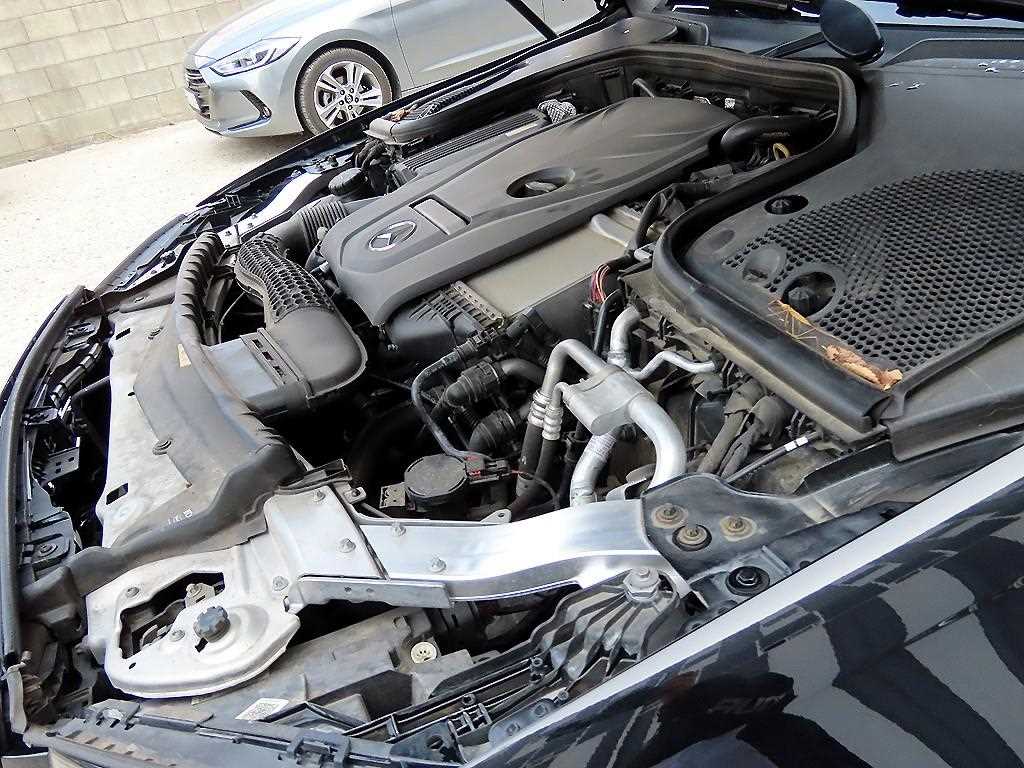 Mercedes Benz E class 2018 Negro - Importación desde Corea - HF Imports Iquique - Foto 19