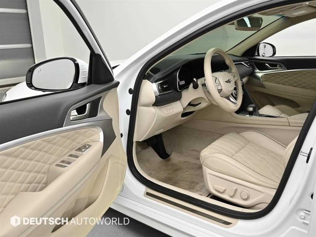 Genesis G70 - Vista 11