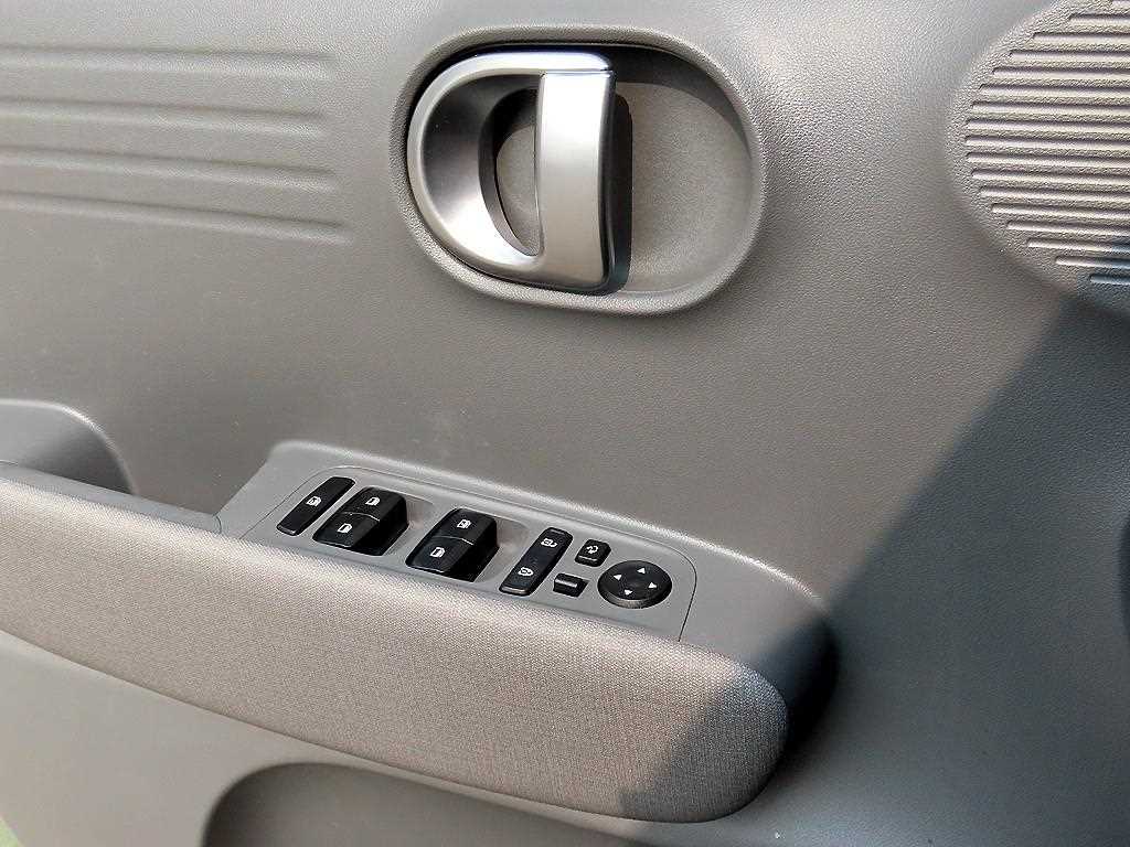 HYUNDAI Casper - Vista 11