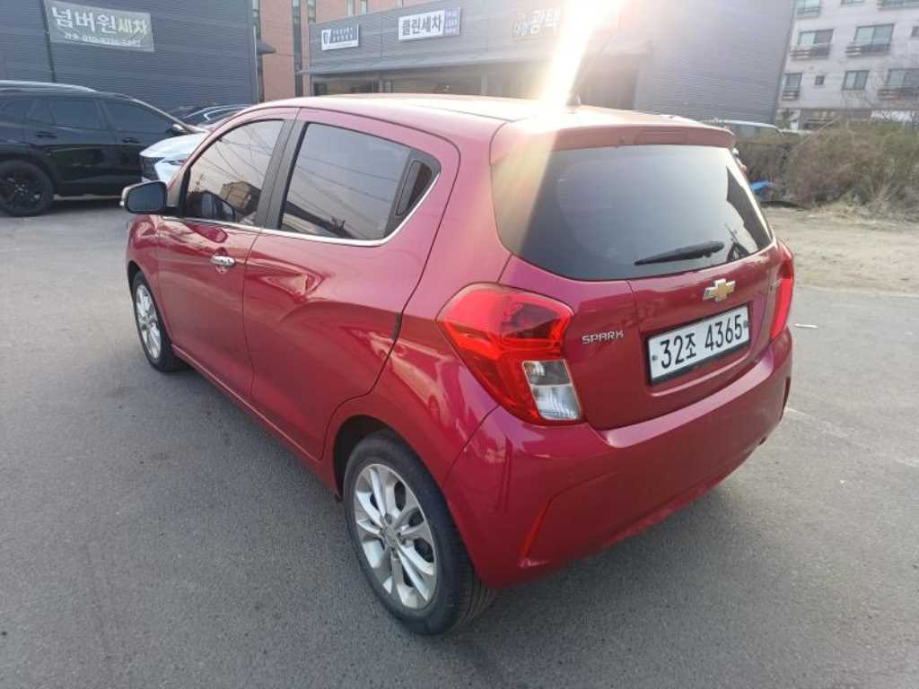 Chevrolet Spark - Vista 5