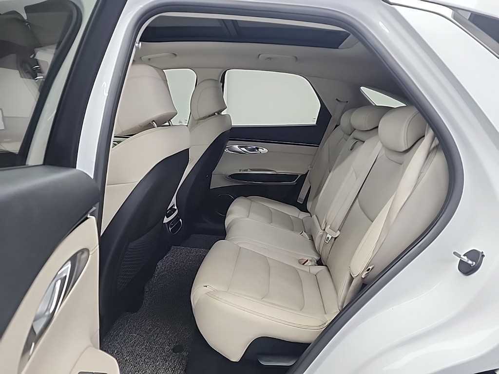 Genesis GV70 - Vista 12