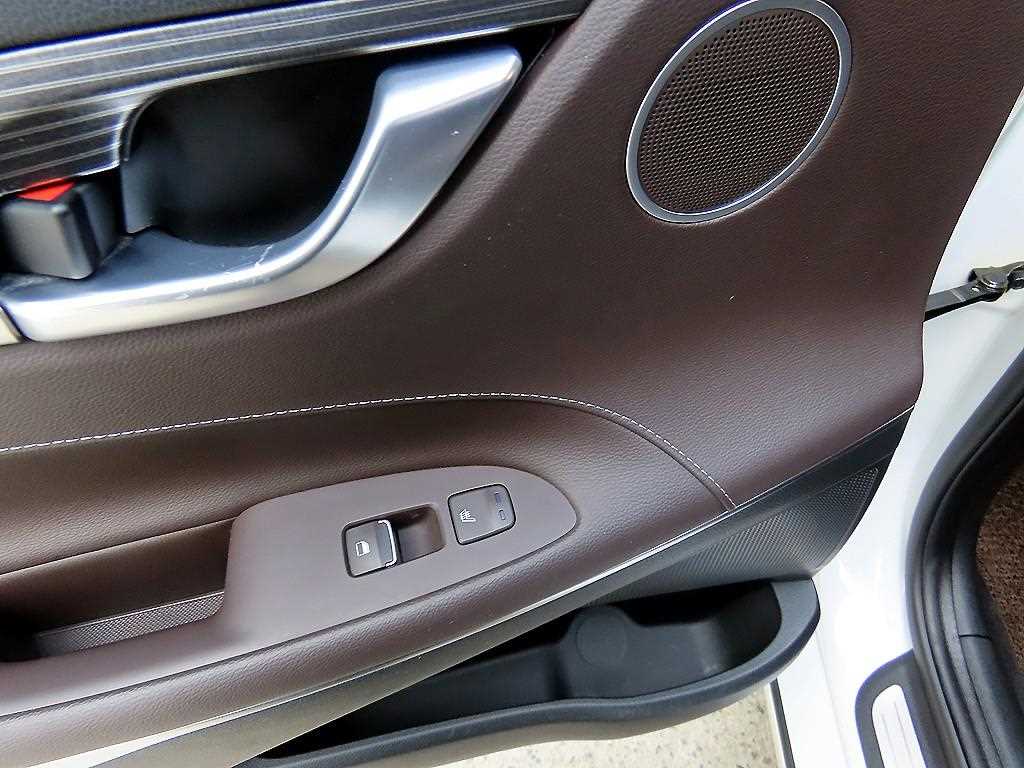 HYUNDAI Grandeur 2018 Blanco - Importación desde Corea - HF Imports Iquique - Foto 17