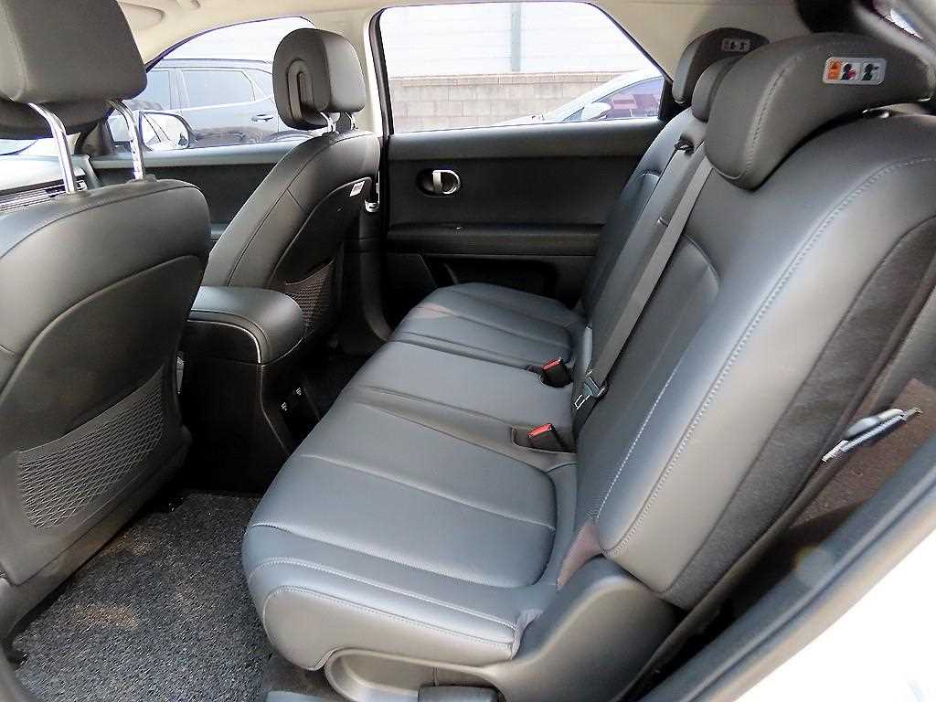 HYUNDAI Ioniq 5 - Vista 6