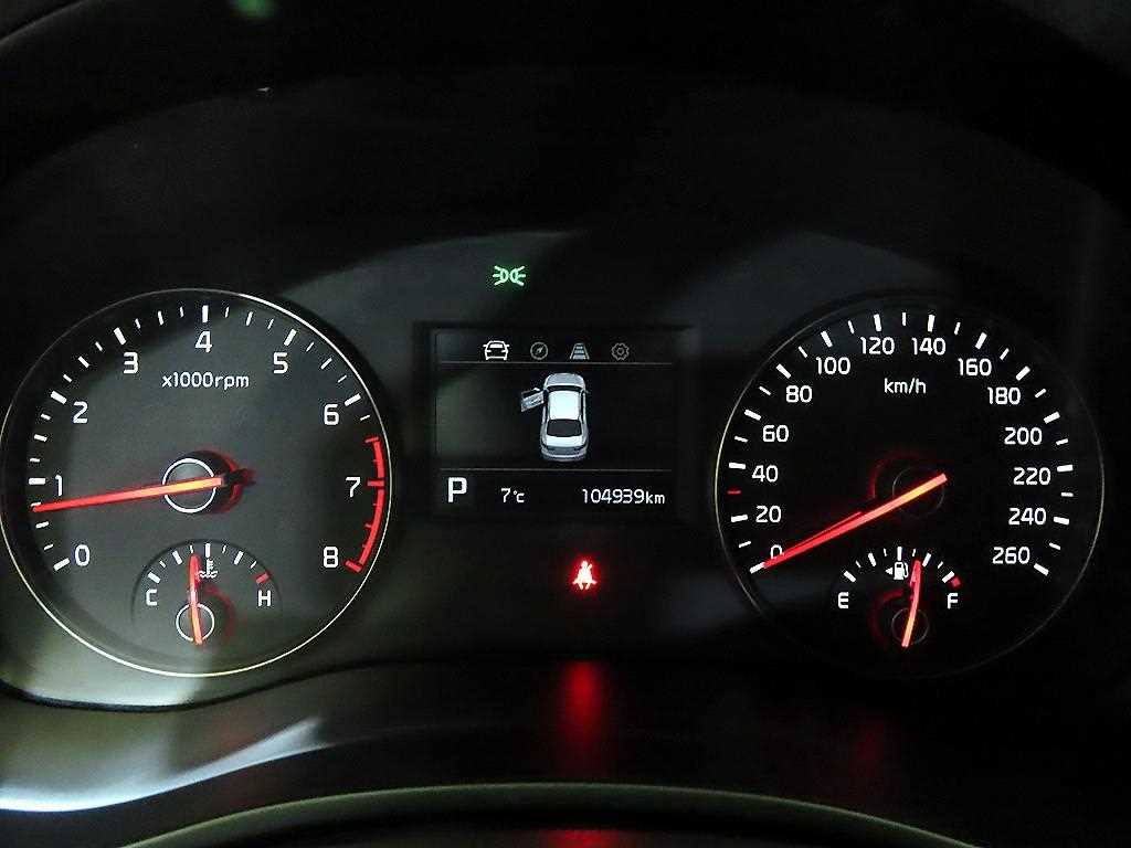 KIA K7 - Vista 9