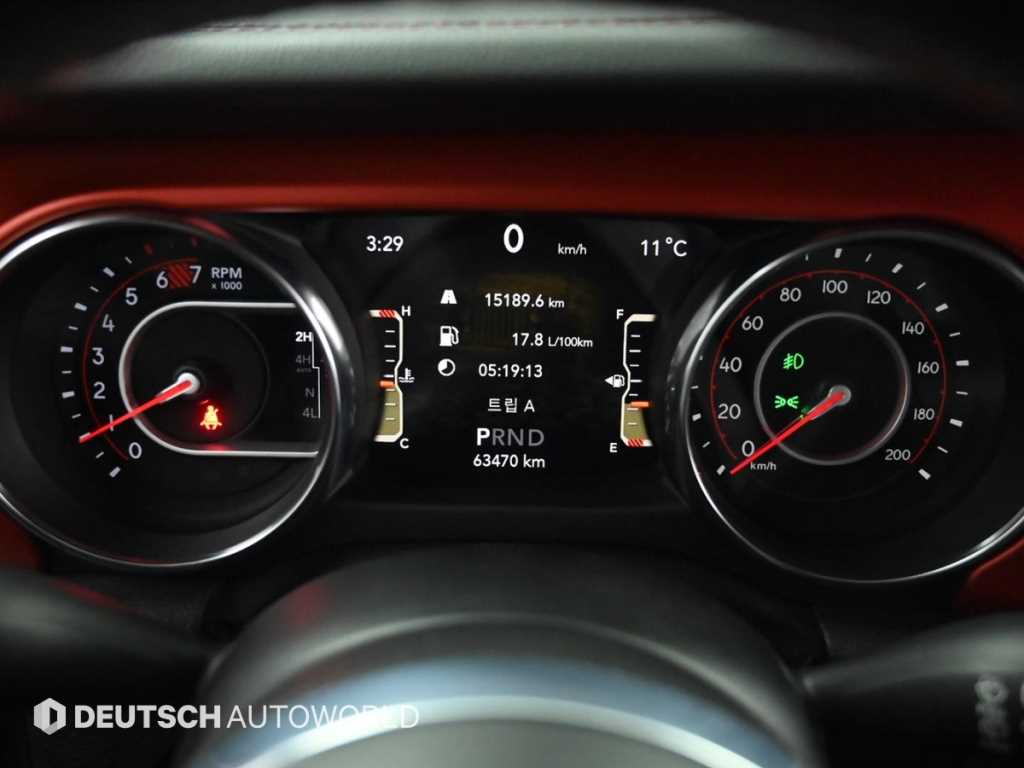 Jeep Wrangler - Vista 8