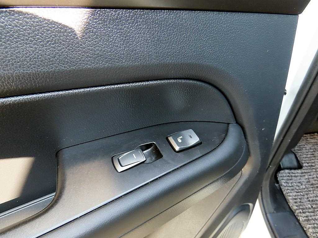 Ssangyong Rexton 2023 Blanco - Importación desde Corea - HF Imports Iquique - Foto 16