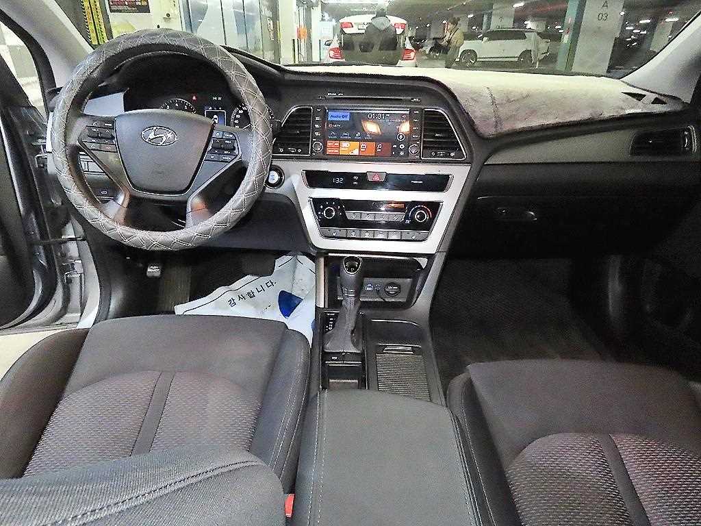 HYUNDAI Sonata - Vista 10