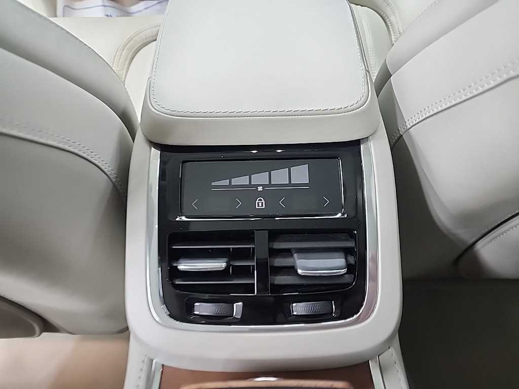 Volvo XC90 2020 Blanco - Importación desde Corea - HF Imports Iquique - Foto 13