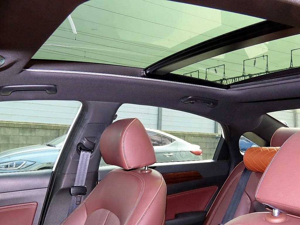 HYUNDAI Sonata 2018 Blanco - Importación desde Corea - HF Imports Iquique - Foto 18