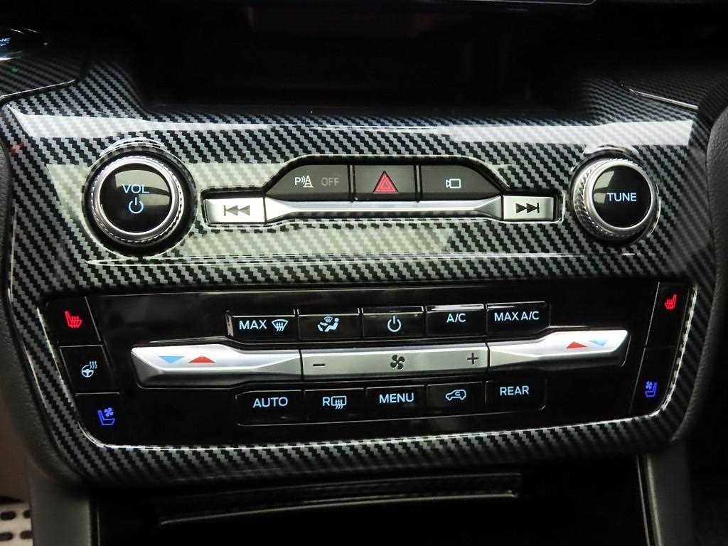 Ford Explorer - Vista 9