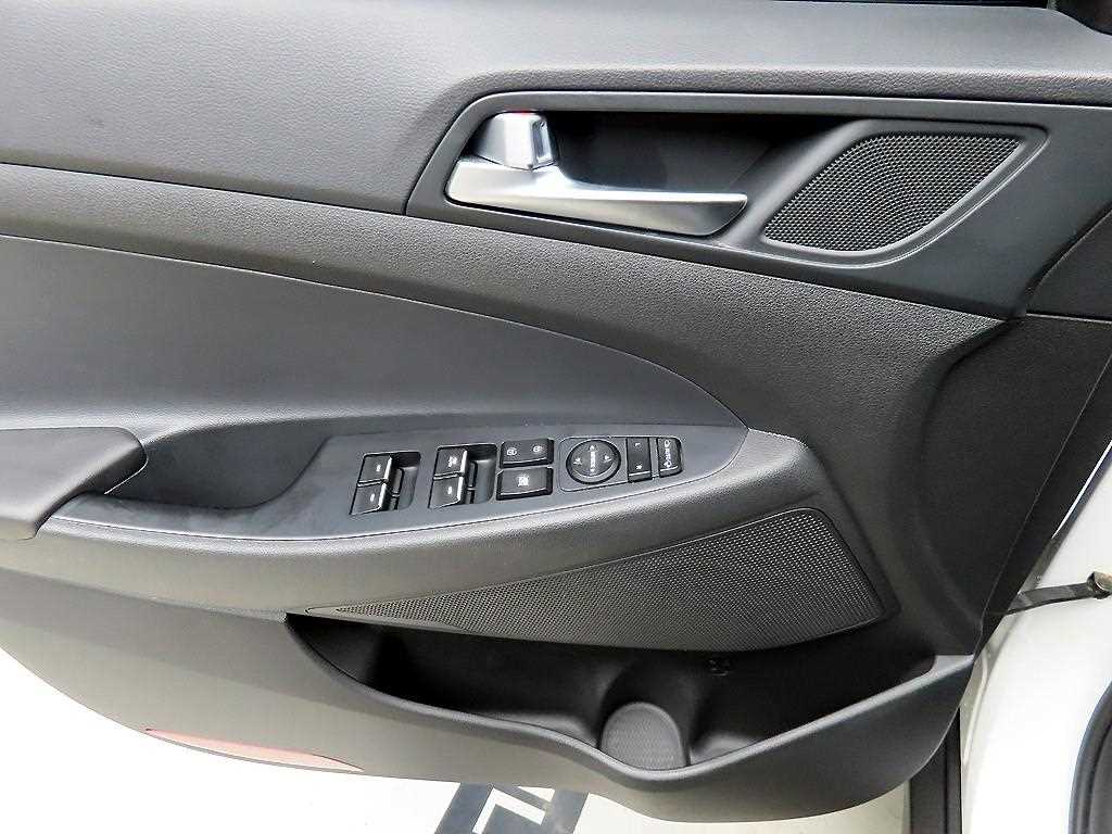 HYUNDAI Tucson - Vista 11