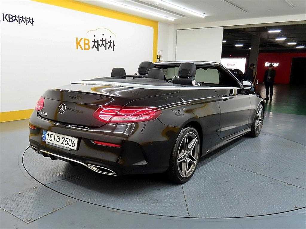 Mercedes Benz C Class 2021 Negro - Importación desde Corea - HF Imports Iquique - Foto 18