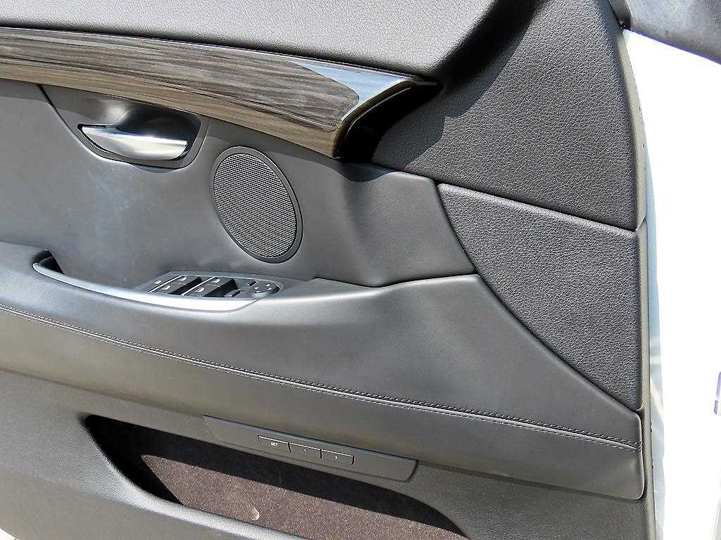 BMW Gran Turismo - Vista 12