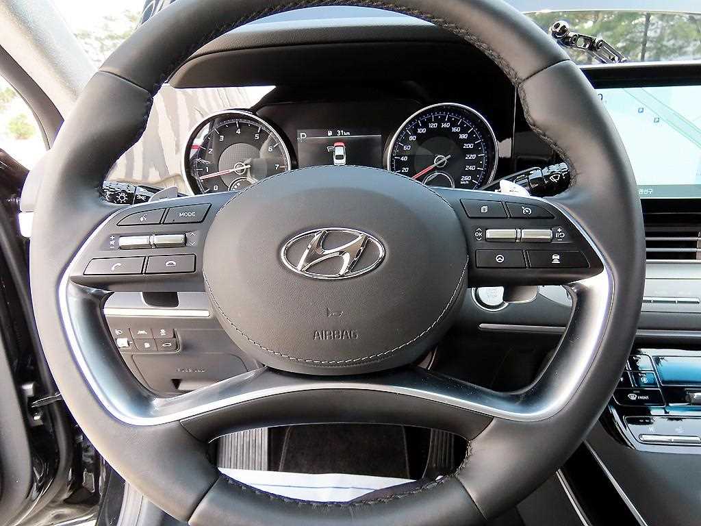 HYUNDAI Grandeur - Vista 8