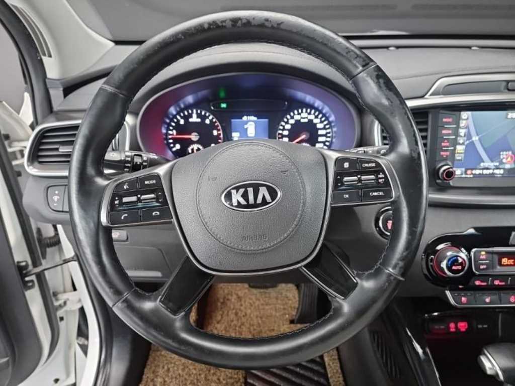KIA Sorento - Vista 7