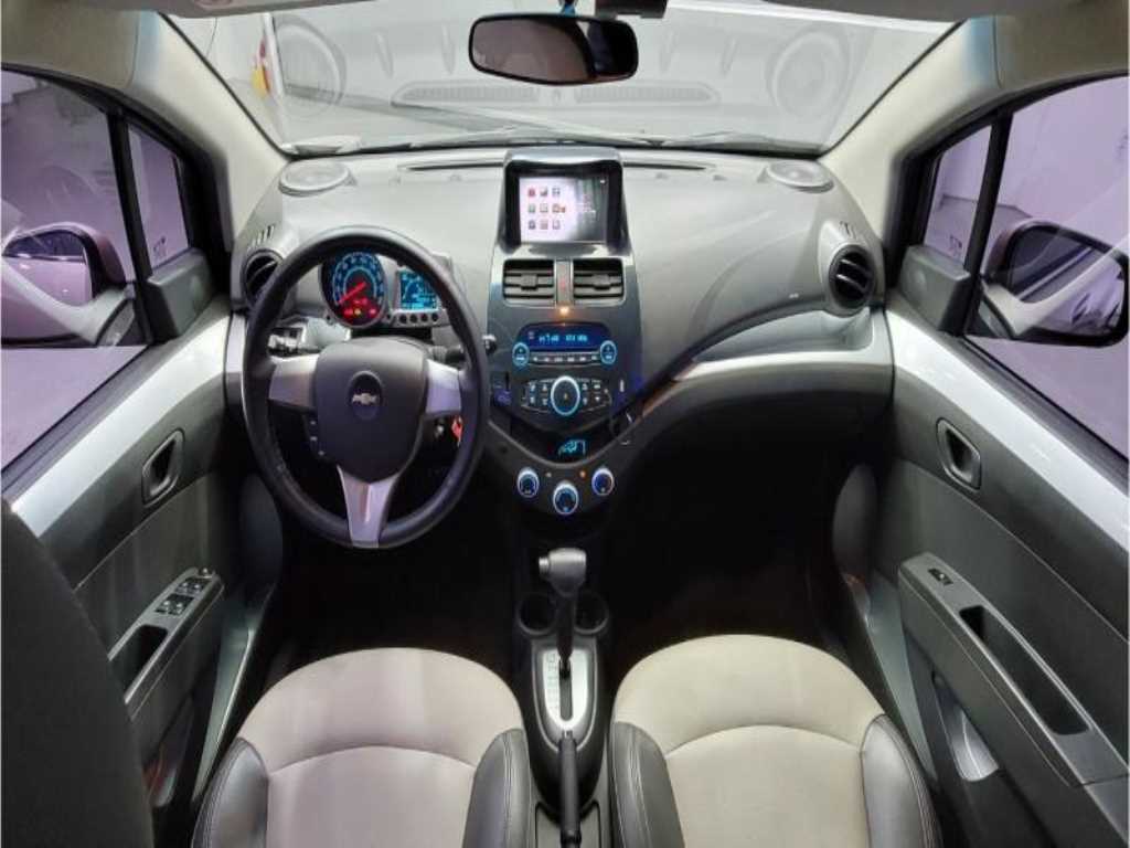 Chevrolet Spark - Vista 6