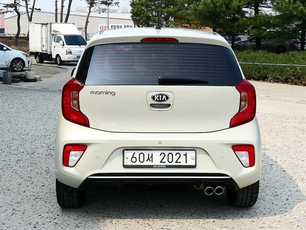 KIA Morning - Vista 4